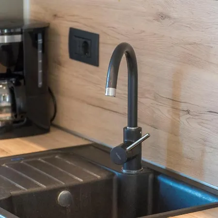 Bella With Balcony * بوريتش