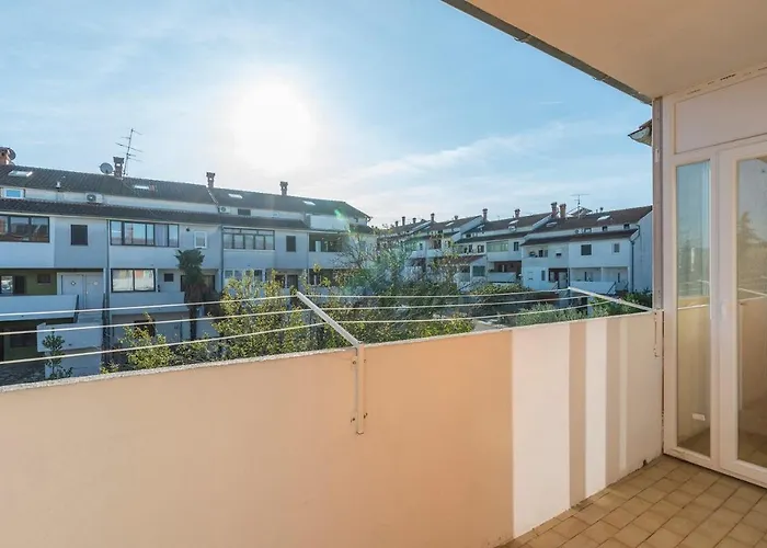 Bella With Balcony Apartman