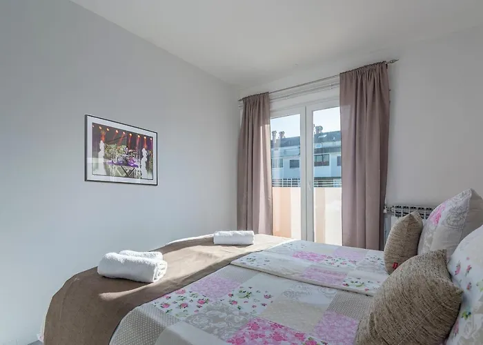 Bella With Balcony Porec