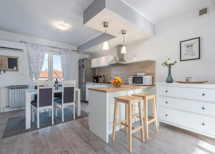 Bella With Balcony Apartman