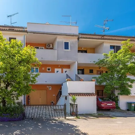 Bella With Balcony Apartament Poreč